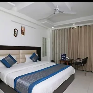 Hotel Sweet Palace In New Delhi